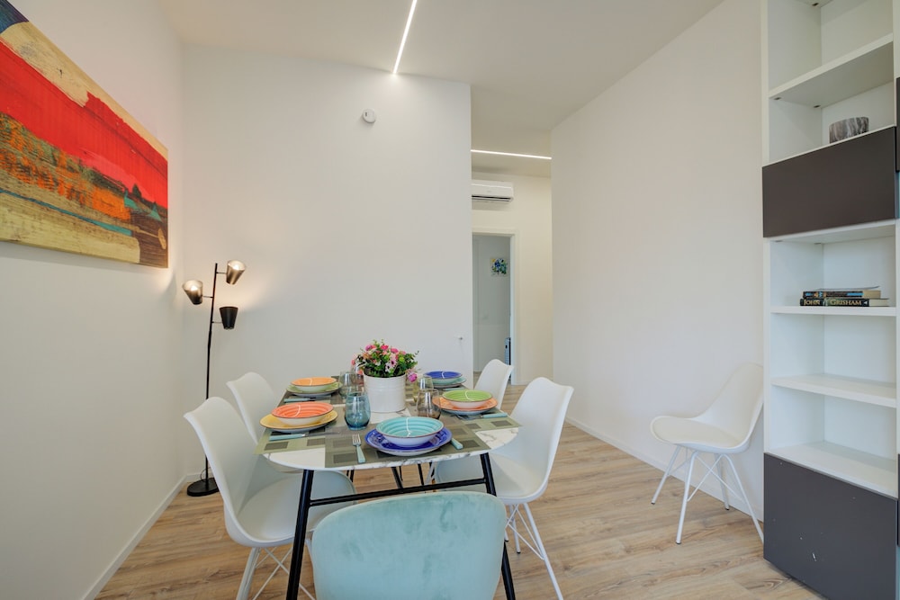 Modern Apartment in Arona