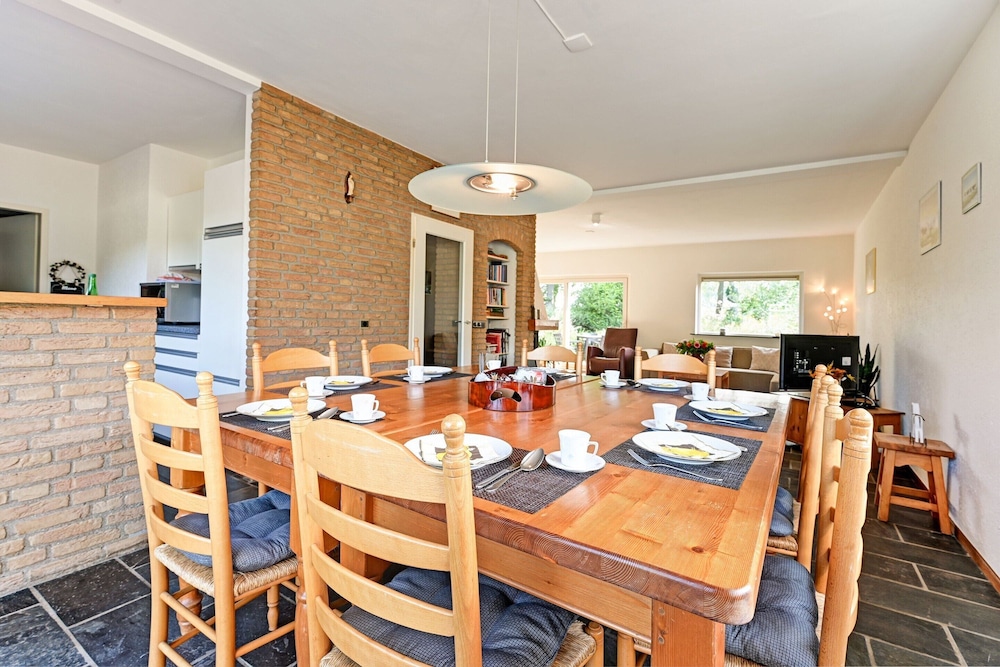 Holiday Home Montferland Near Huis Bergh Castle view 5