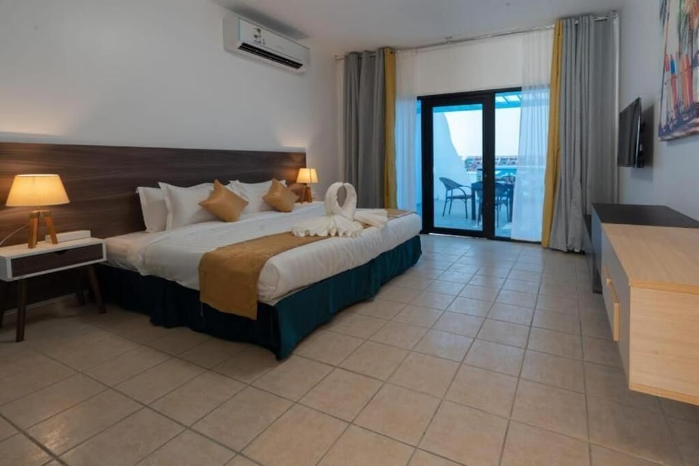 La Fontain lagoon resort