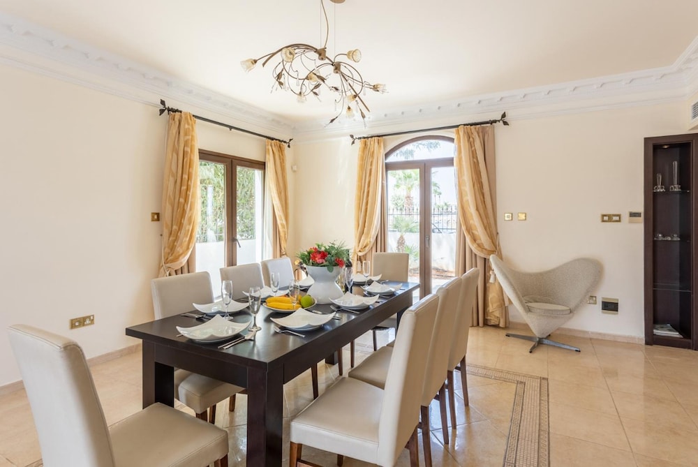 Villa Elysia in Paralimni