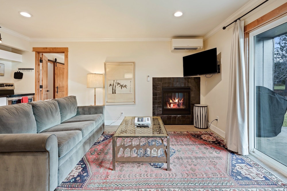 1565 Nw Wall St 128/129 1 Bedroom Condo