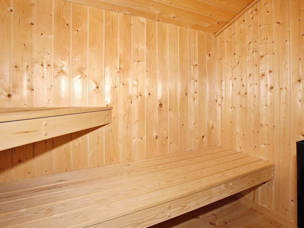 6 Person Holiday Home in Hadsund