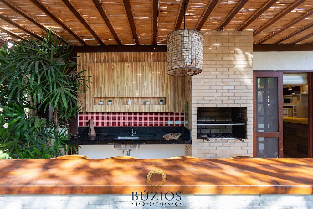 Bz03 Casa 4 suítes e área gourmet priv