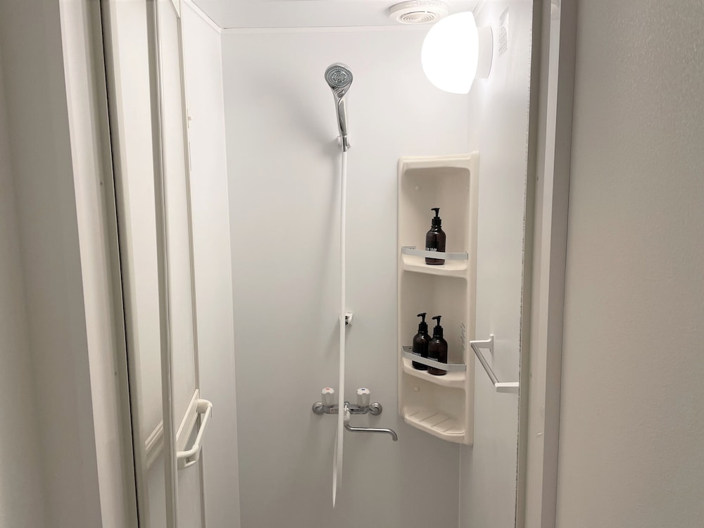 Glamping Tokyo Asakusa - Hostel
