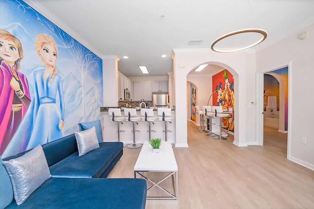 Upstay - Disney Themed Apartment w Luxury Patio