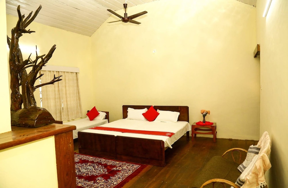 Deluxe Double Room In British Bungalow view 3