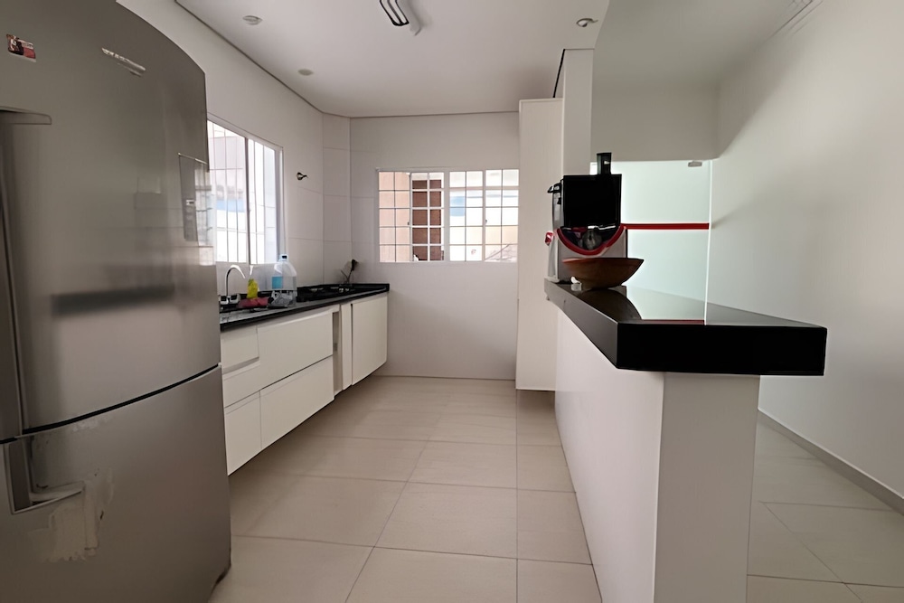 Casa com piscina em Boraceia