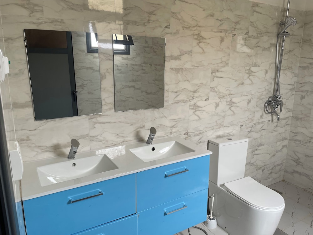 Tino Luxury House & Residence view 4