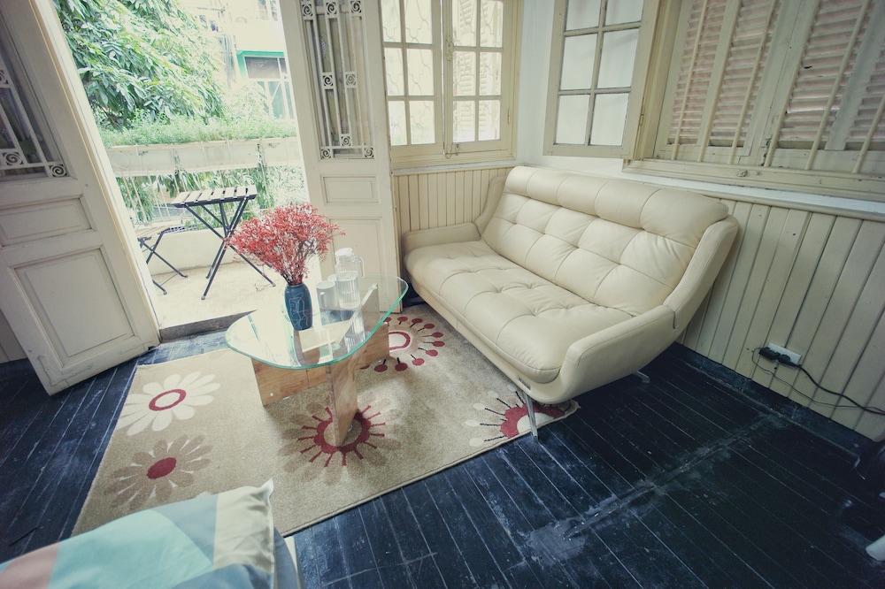 Hanah's Tiny Hanoi Homestay