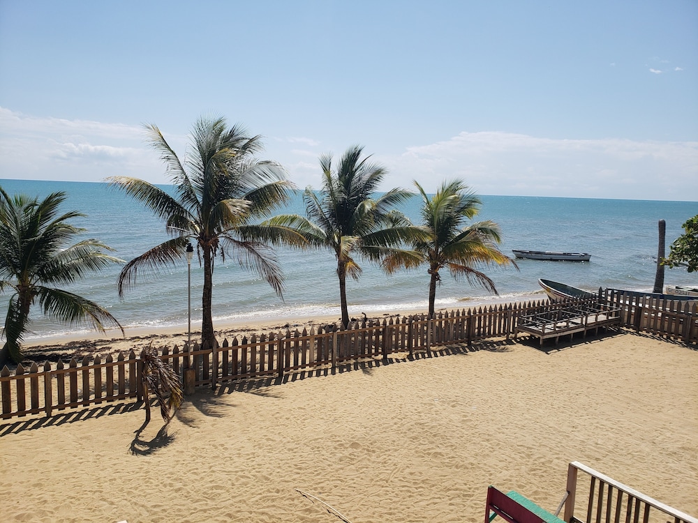 Belize Vacations - Pal's on the Beach - A Gold Standard Hotel - Property Image 61