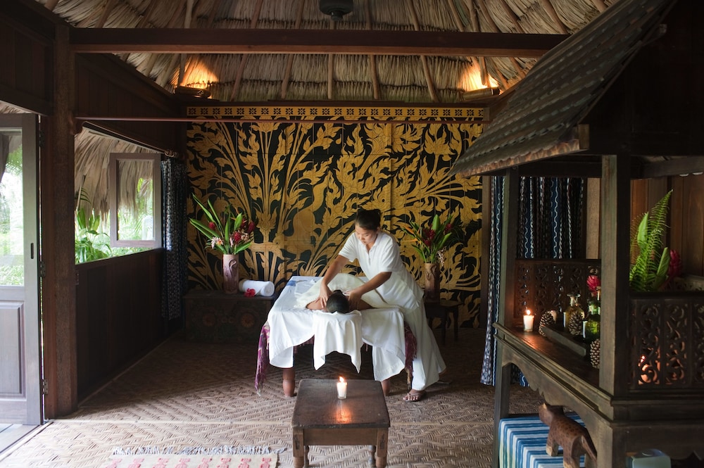 Blancaneaux Lodge by Francis Ford Coppola