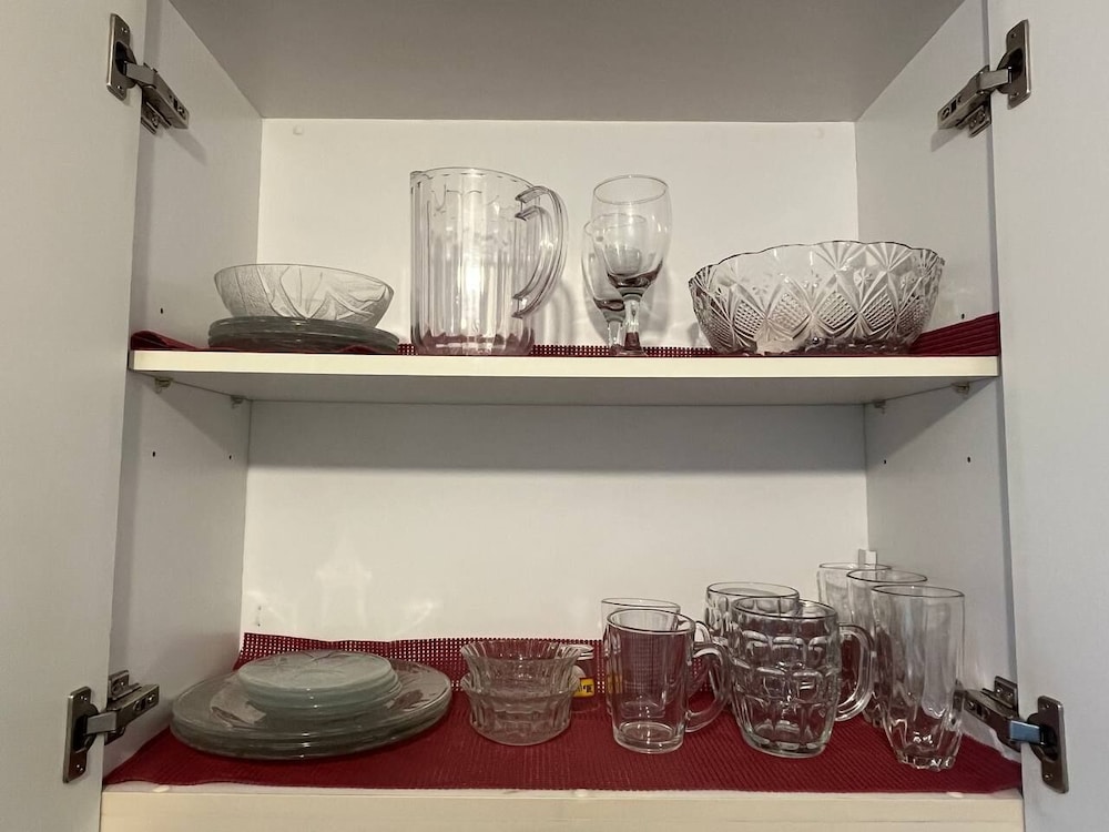Marvinn's by LVH - 150 Newport Boulevard