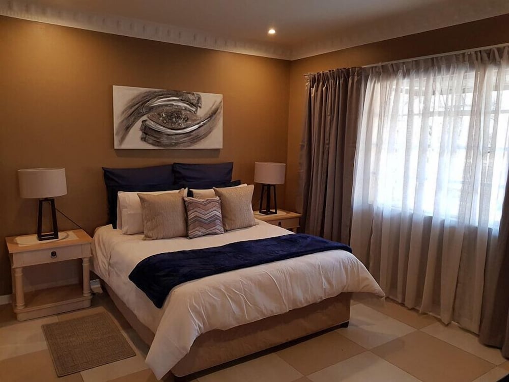 River Rock Guesthouse view 2