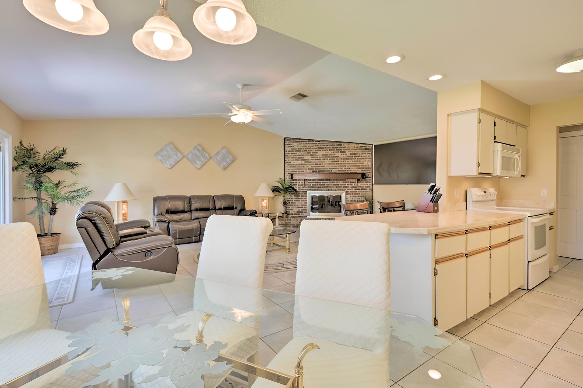 Edgewater Abode ~ 7 Mi to New Smyrna Beach! view 3