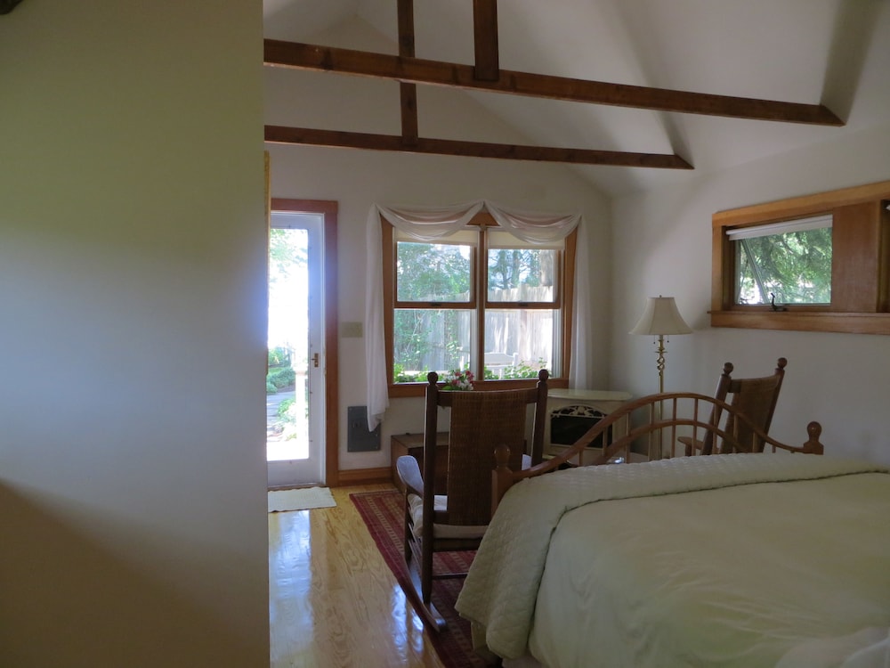Atlantic Ark Inn - Property Image 2