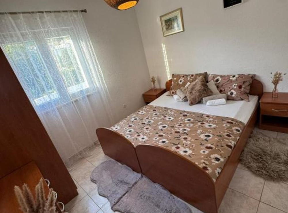 Dragon Castle - Sea View ,garden & Marina Kaštela