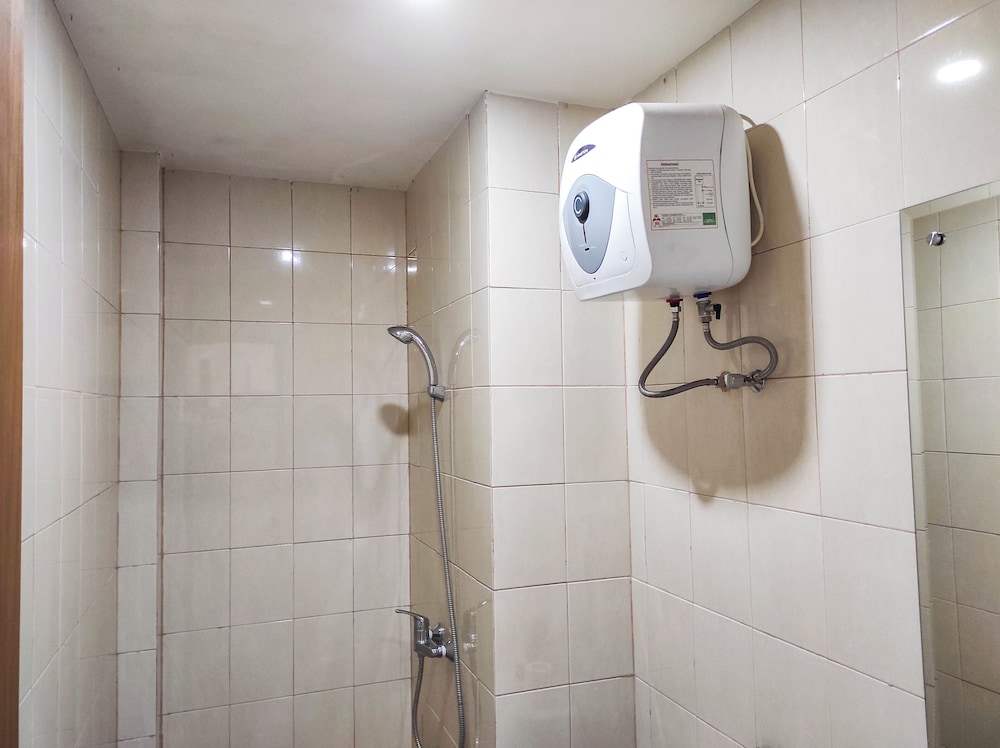 Luxurious 1BR at Vida View Makassar Apartment