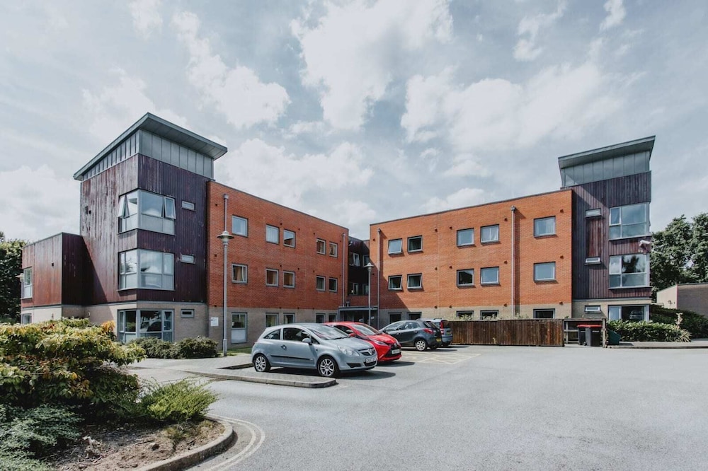 Bonington Student Village