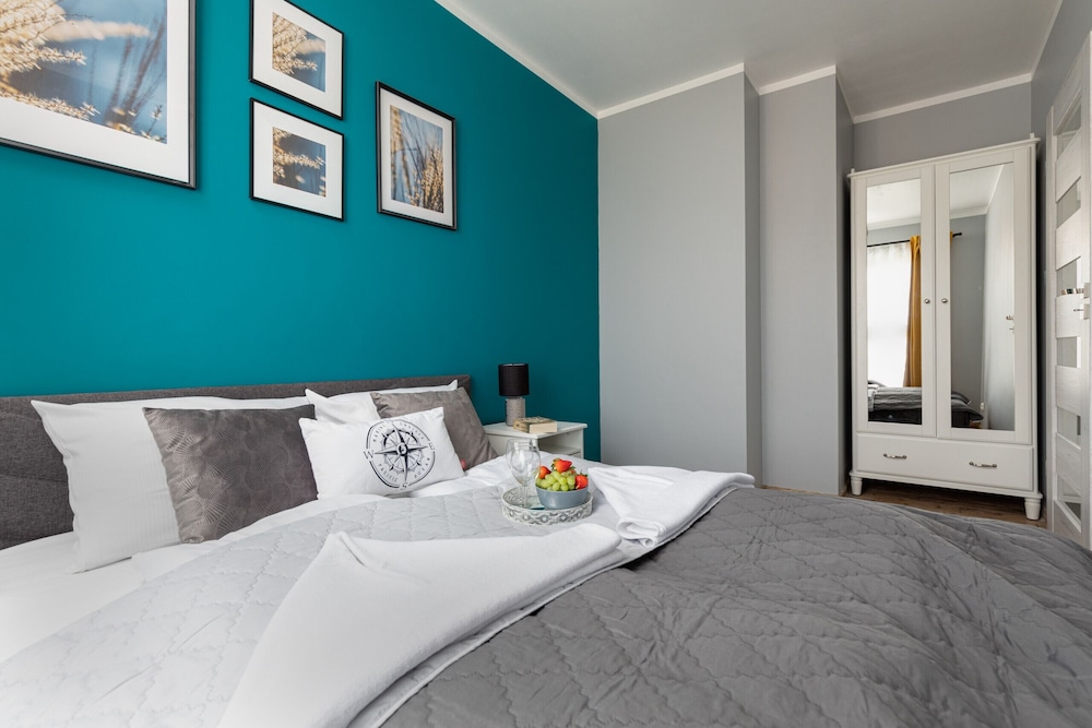 Little Laguna Apartments by Renters view 3
