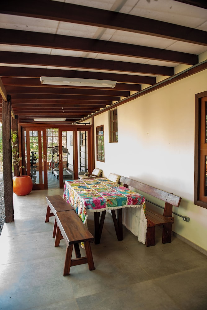 Pousada Quinta dos Doges Ltda