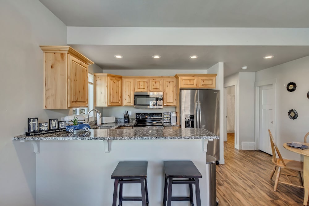 Hill Field Stays by Cloud Dream Homes