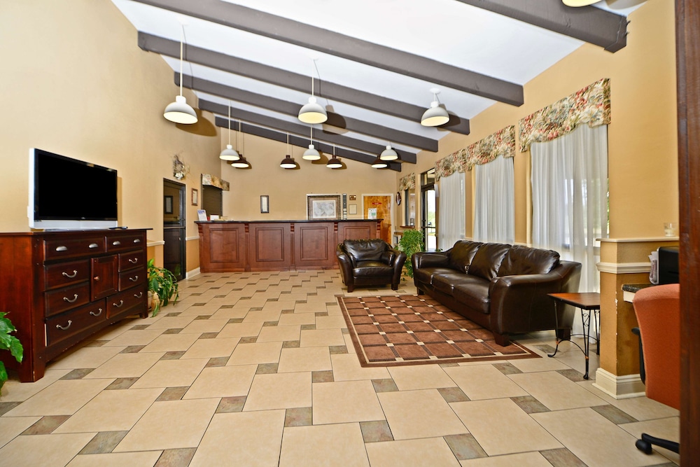Americas Best Value Inn and Suites Aberdeen view 4