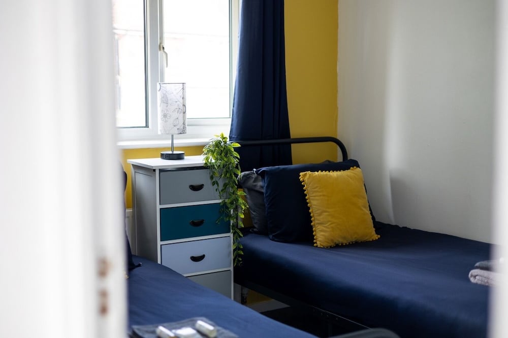 6 Guests - Pet Friendly - 10min Leeds City Centre