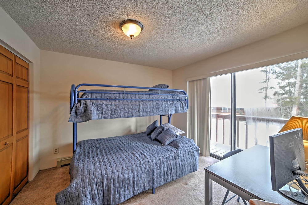 1 Mi to Main Street: Mtn-view Home in Frisco