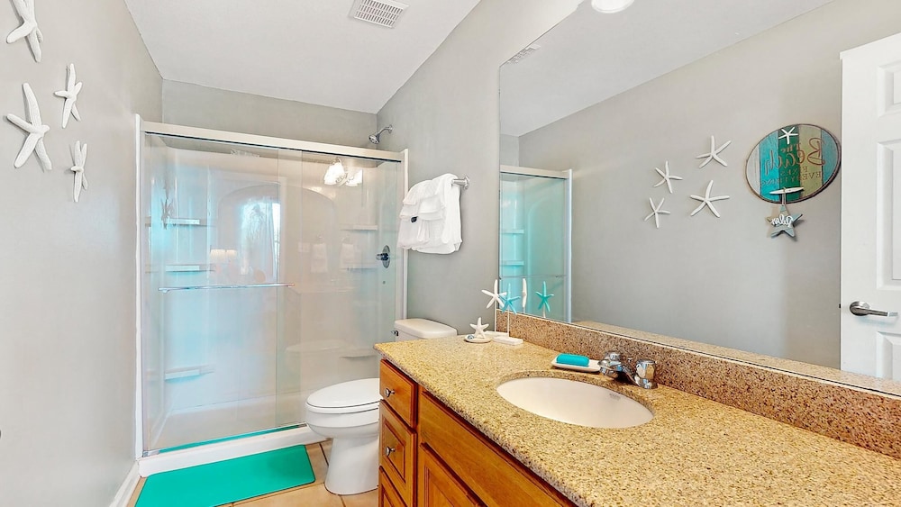 Navy Cove Harbor #2106 by Southern Vacation Rentals