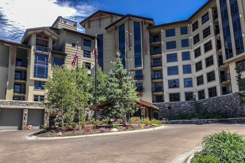 Village Monache #532 1 Bedroom Condo by RedAwning view 2