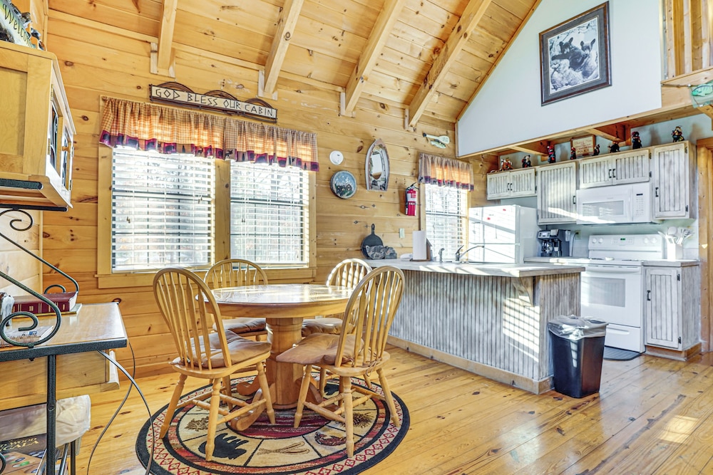 Sevierville Angler's Cabin w/ Pond Access!