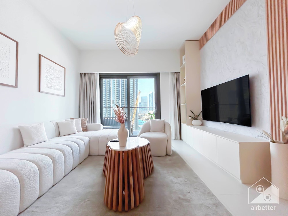 Exclusive Burj Crown 4b Balcony Burj Khalifa View