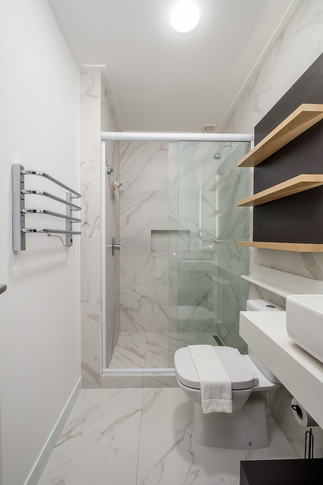 High Standard Studio on the Sand in Floripa Irb205