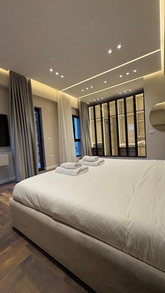 Blue Boutique Apartments 3