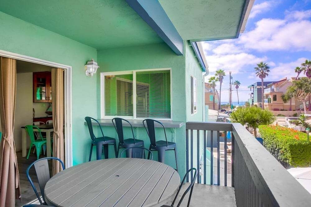 Manhattan Shores 5
