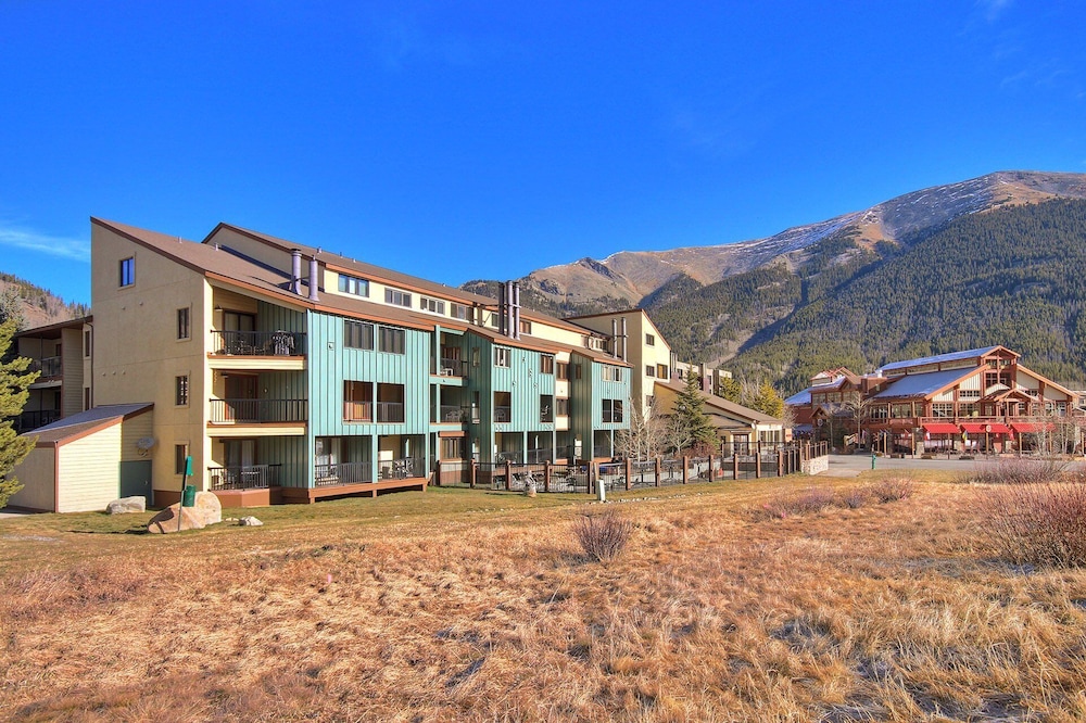 SkyRun - Vacation Condos in Copper Mountain Resort CO