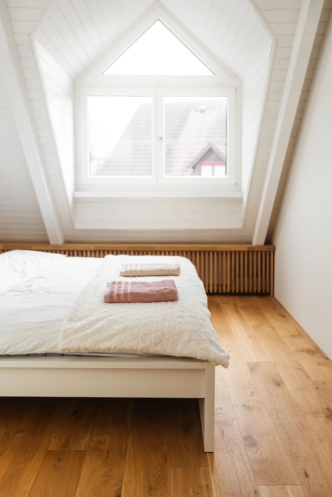 VK - Zürich Airport - Luxury - Homestay