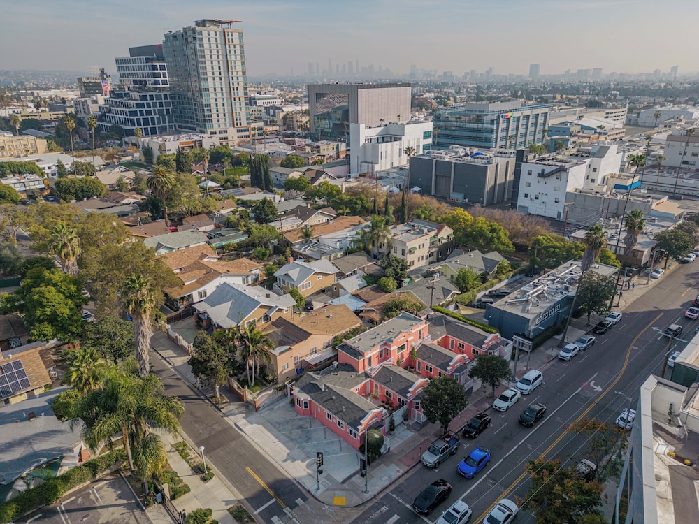 The Gower Street Bungalows by AvantStay