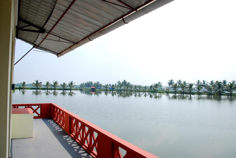 Akshay Homestay