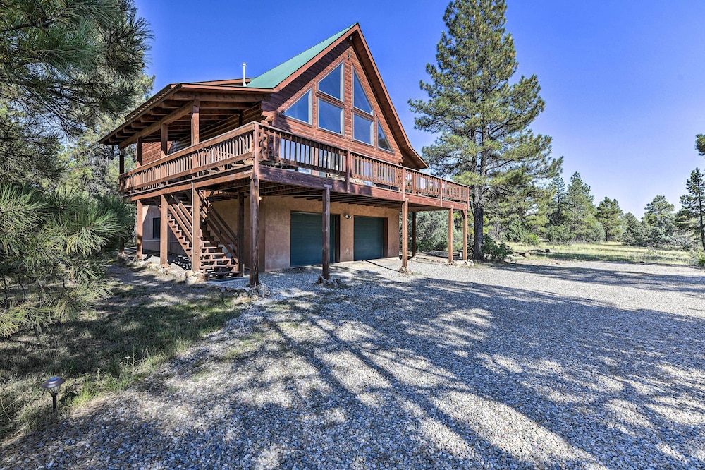 Lazy Beaver Lodge Pagosa Cabin w/ Deck, Fire Pit view 4