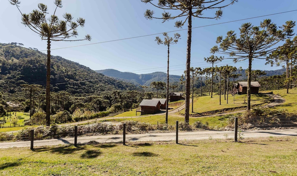 RJF - Comfortable Chalets in Urubici