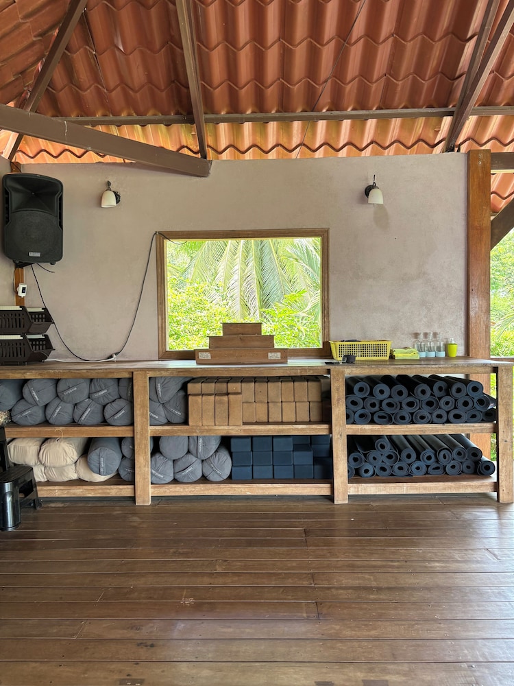 Svastha Yoga & Ayurveda Cafe