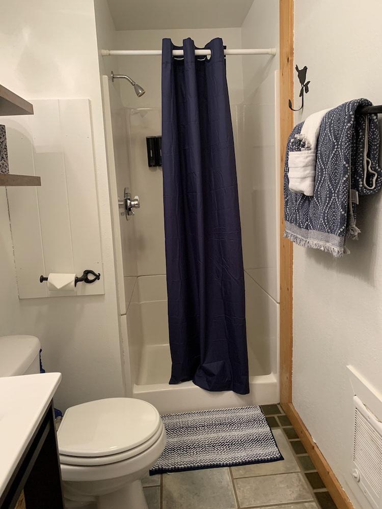 Copper Creek Inn at Mt Rainier