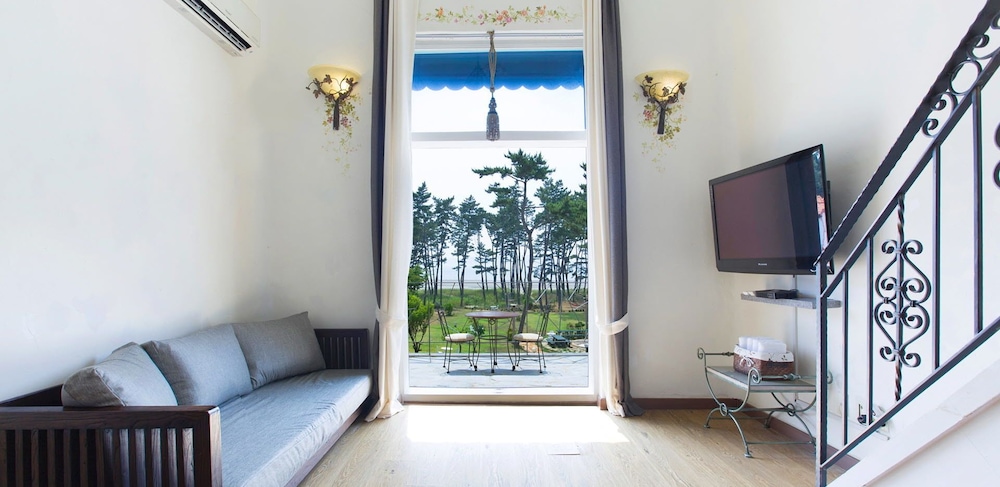 Pool Villa Linderburg