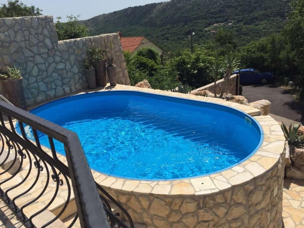 Villa Paun