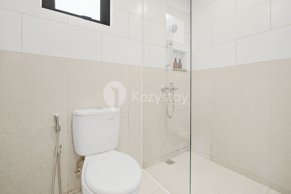 Aura Villa by Kozystay - Bandung