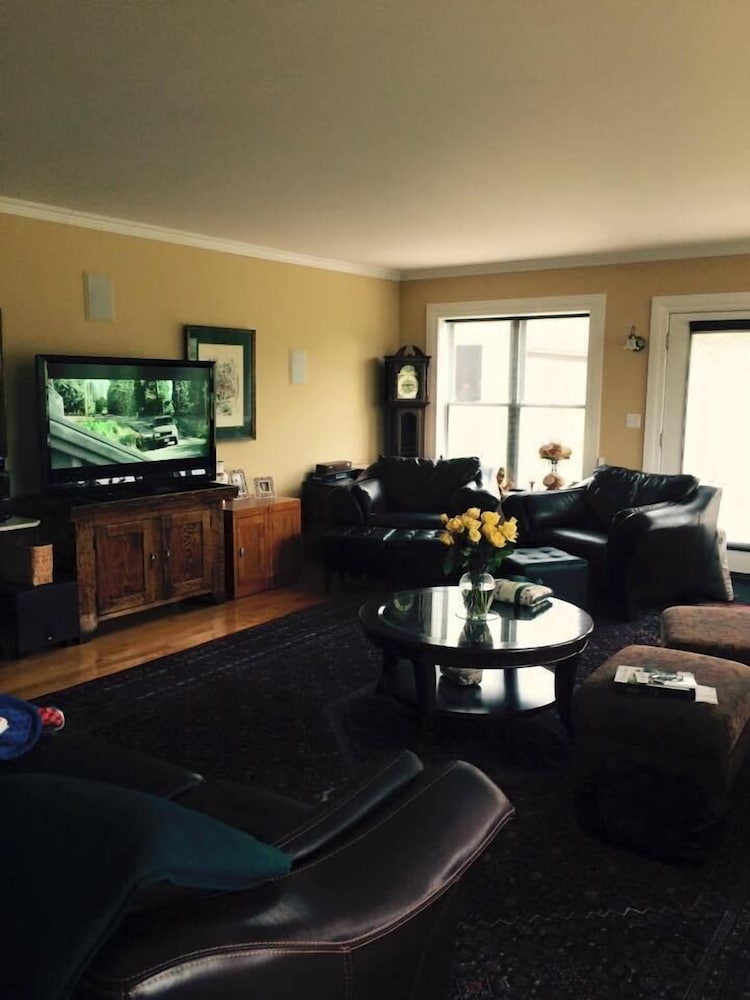 Butternut Ridge Bed & Breakfast