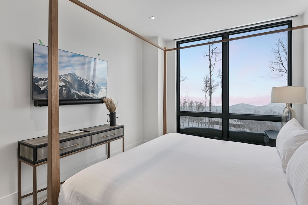 Argent at Deer Valley Resort - Three Bedroom Deluxe #205 3 Condo