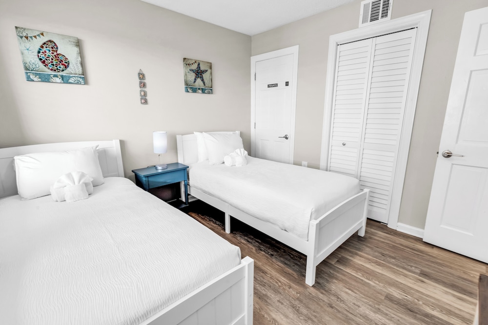 Bluewater Resort 803