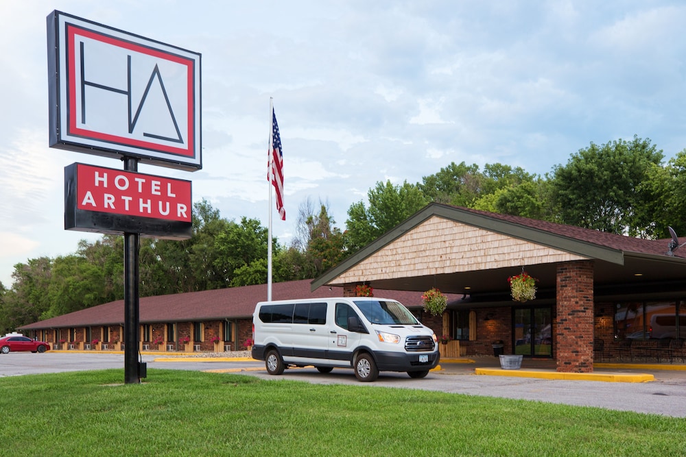 Hotel Arthur - Property Image 1